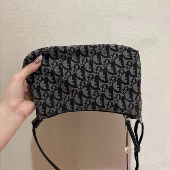 COPY - Christian Dior vintage monogram shoulder bag pochette black - Picture 6 of 8
